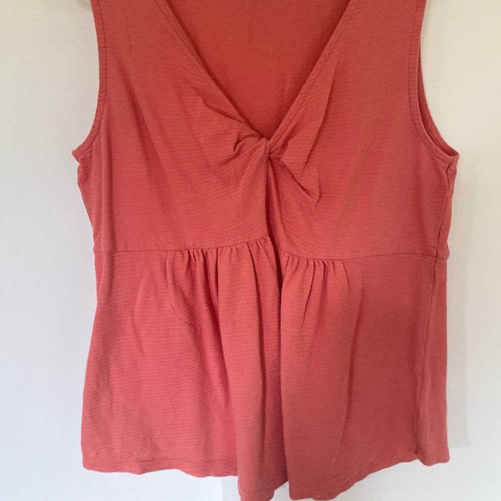 Lucky brand twist front top